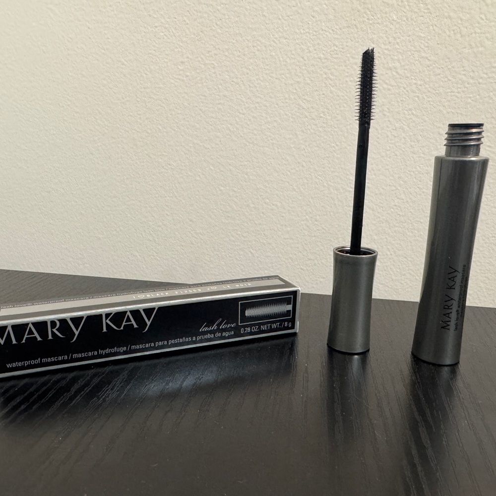 Mary Kay Lash Love Waterproof Mascara